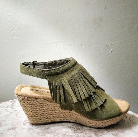 Suede, fringed, Minnetonka Wedge